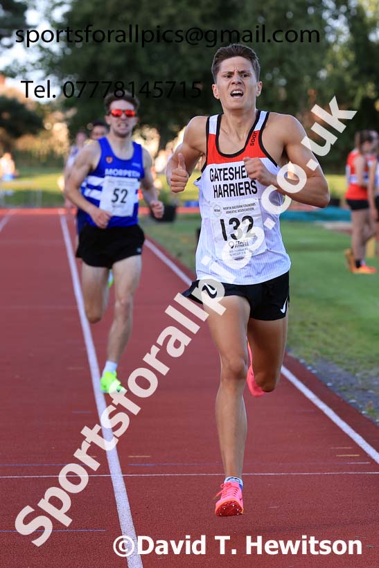 3000 metres, 2024 NEGP 6, Monkton Stadium,  Wednesday, August 14th.  Photo: David T. Hewitson/Sports for All Pics